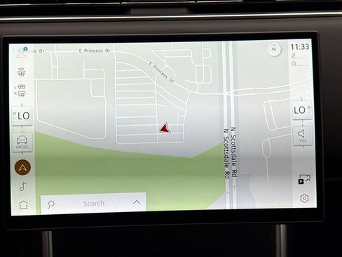 New 2026 Land Rover Range Rover Long Wheelbase SE image 14