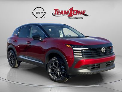 New 2025 Nissan Kicks SR w/ Illumination Package