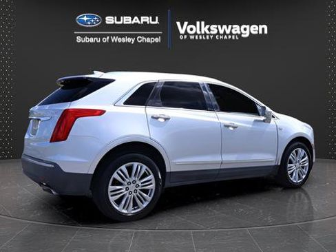 Used 2018 Cadillac XT5 Premium Luxury FWD image 9