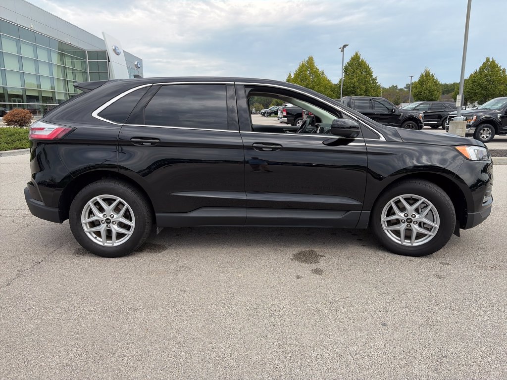 Used 2024 Ford Edge SEL w/ Convenience Package AWD/4WD image 8