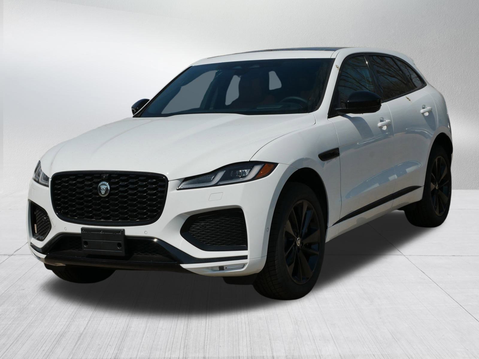 New 2026 Jaguar F-PACE R-Dynamic S AWD/4WD image 1