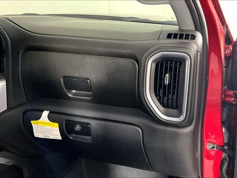 Used 2019 GMC Sierra 1500 SLT image 16