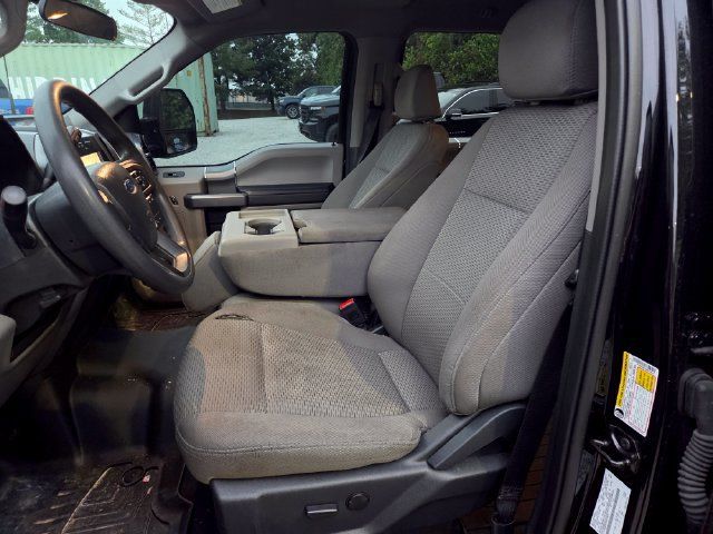 Used 2022 Ford F250 XLT w/ Black Appearance Package AWD/4WD image 10