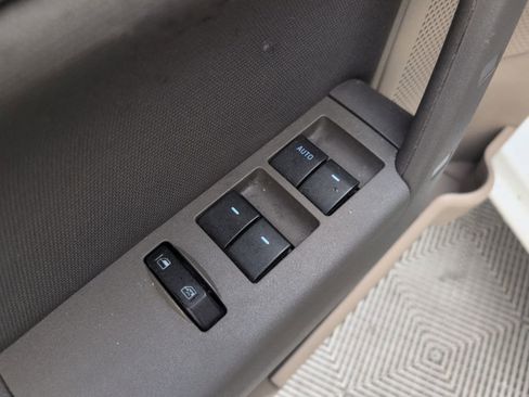 Used 2011 Ford Focus SE image 31