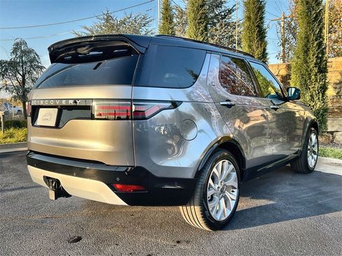New 2026 Land Rover Discovery Limited Edition image 5