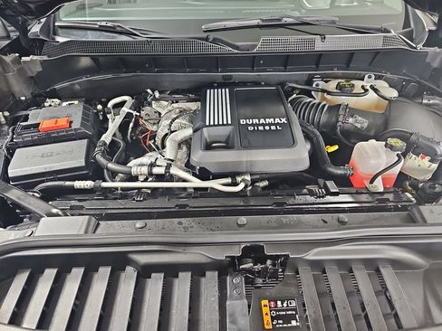 Certified 2026 Chevrolet Silverado 1500 RST AWD/4WD image 35