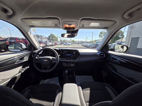 Used 2025 Chevrolet TrailBlazer LT image 20
