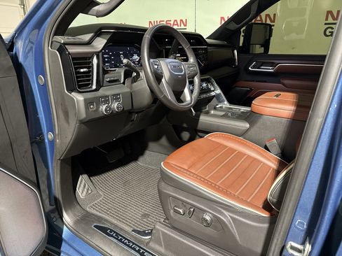 Used 2024 GMC Sierra 2500 Denali Ultimate AWD/4WD image 14