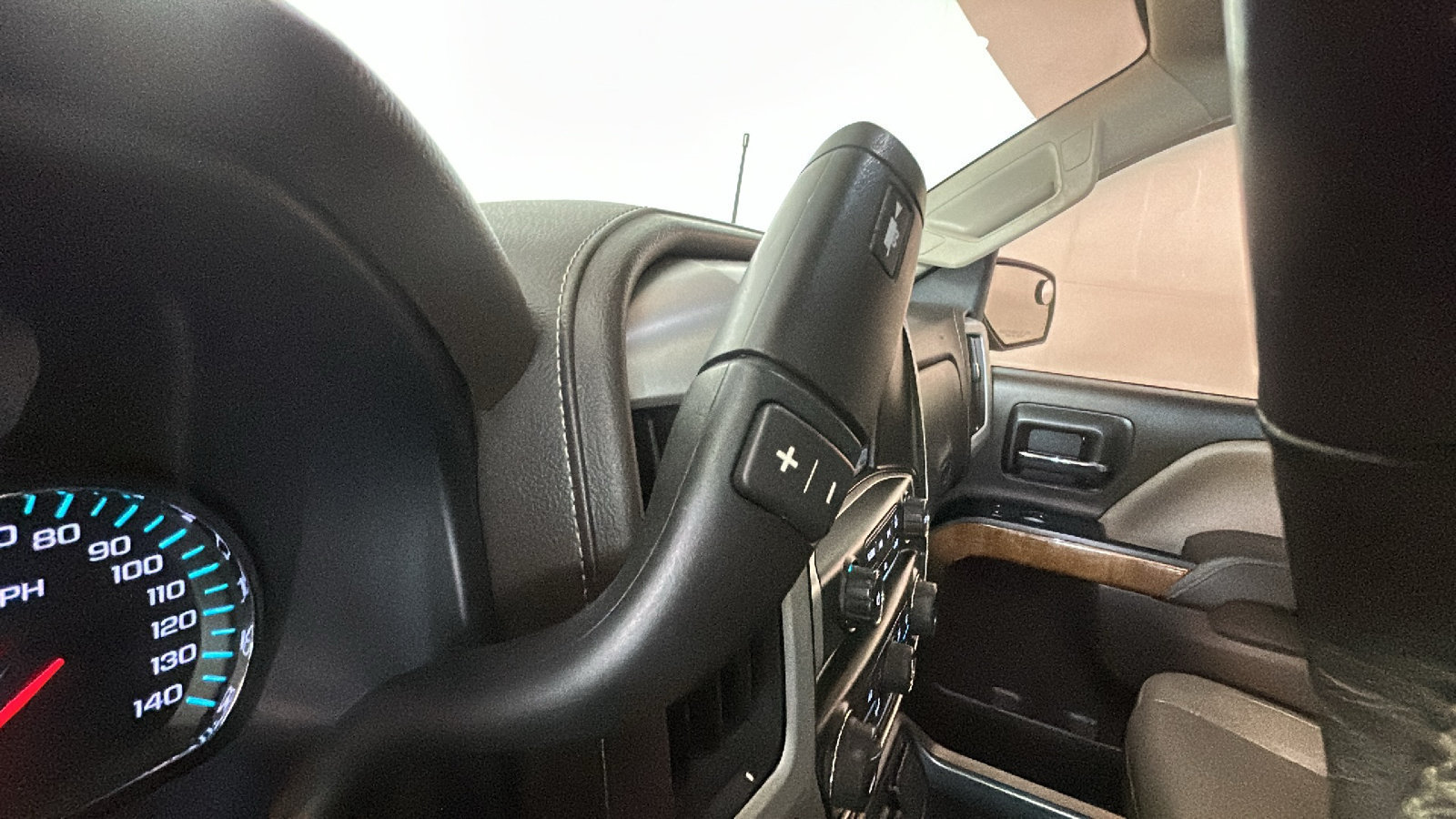 Used 2017 GMC Sierra 1500 SLT AWD/4WD image 25