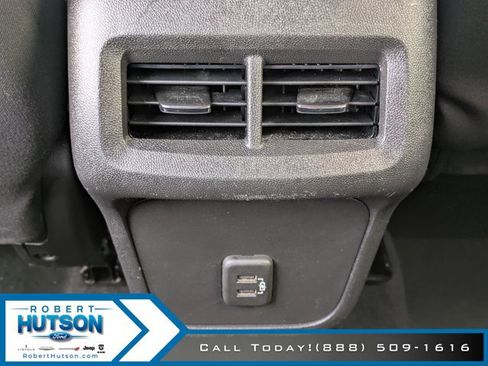 Used 2021 Chevrolet Equinox LT image 13