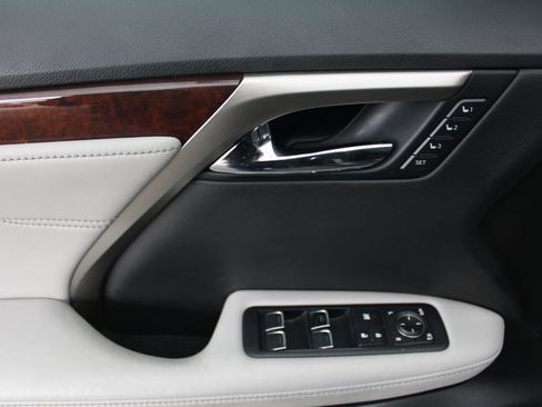 Used 2016 Lexus RX 350 AWD w/ Premium Package image 22