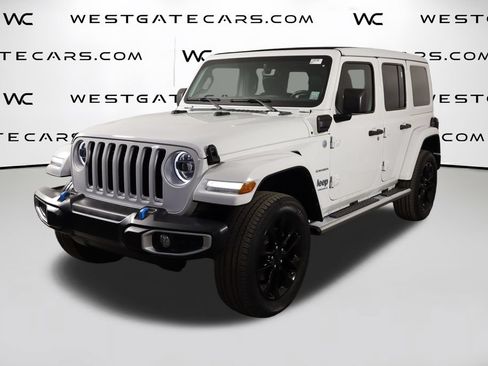 Used 2023 Jeep Wrangler Unlimited Sahara w/ Cold Weather Group AWD/4WD image 1