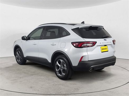 Used 2025 Ford Escape ST-Line Select w/ Tech Pack #1 image 3