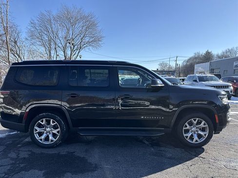 Used 2022 Jeep Wagoneer Series II image 7