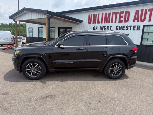 Used 2019 Jeep Grand Cherokee Limited AWD/4WD image 12