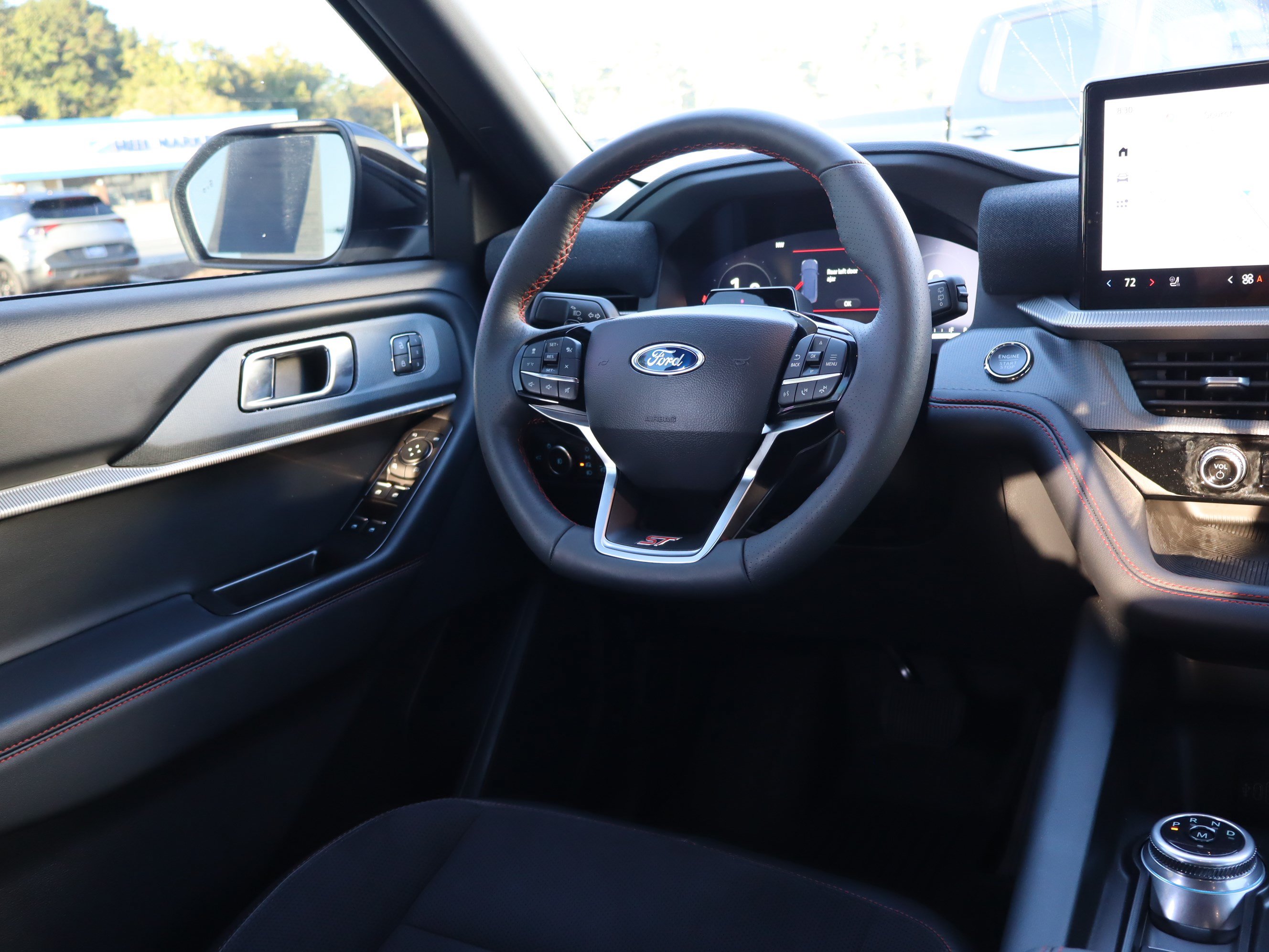 Used 2026 Ford Explorer ST AWD/4WD image 13