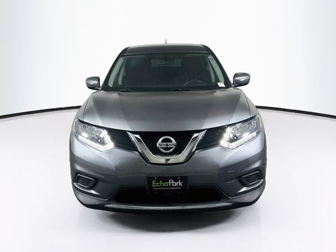 Used 2015 Nissan Rogue S FWD image 2