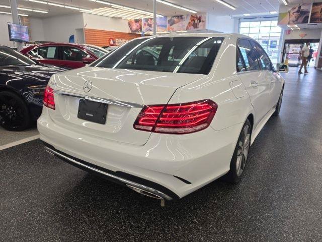 Used 2016 Mercedes-Benz E 350 Sedan w/ Premium Package image 5
