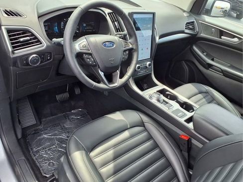 Used 2024 Ford Edge SEL w/ Convenience Package AWD/4WD image 19