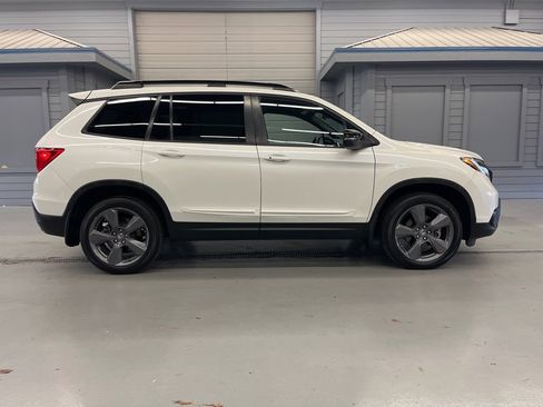 Used 2019 Honda Passport Touring image 8