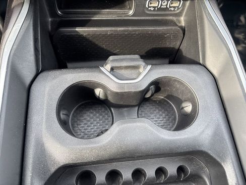 Used 2022 RAM 1500 Big Horn AWD/4WD image 32