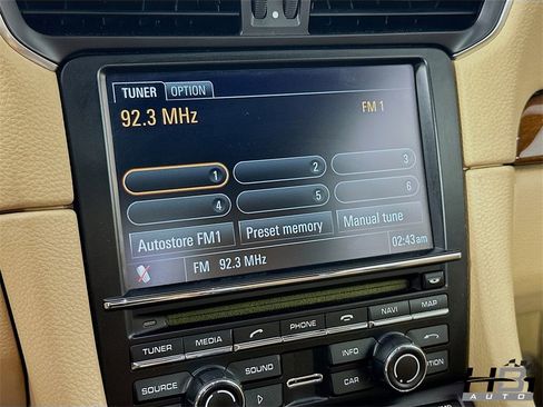 Used 2013 Porsche 911 Carrera S image 9