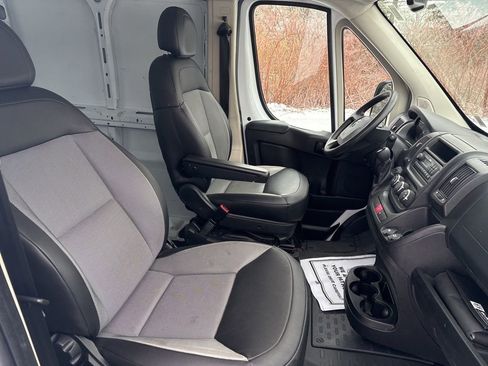 Used 2017 RAM ProMaster 1500 image 12