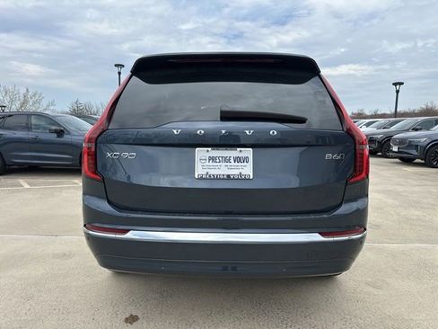 New 2026 Volvo XC90 B6 Plus image 6