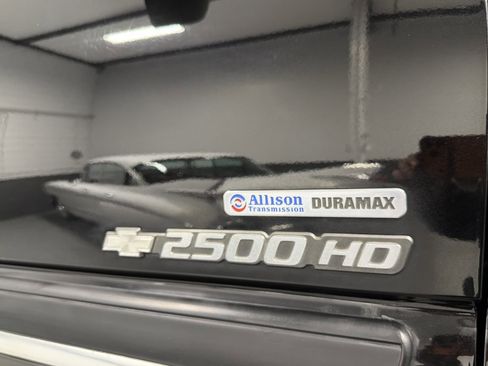 Used 2007 Chevrolet Silverado 2500 LT w/ Heavy-Duty Power Package image 5