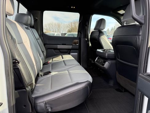 Used 2023 Ford F150 Lightning Lariat image 15