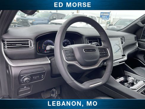 Used 2024 Jeep Wagoneer Series II w/ Flexible Seating Group AWD/4WD image 34
