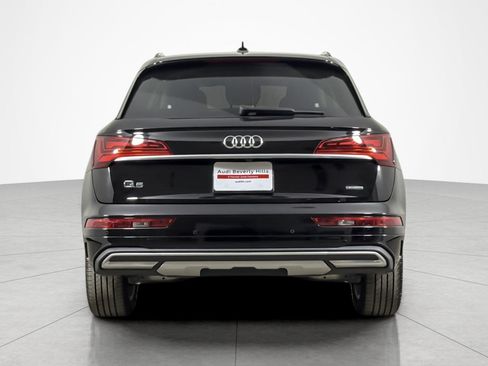 Used 2023 Audi Q5 2.0T Premium Plus w/ Premium Plus Package AWD/4WD image 4