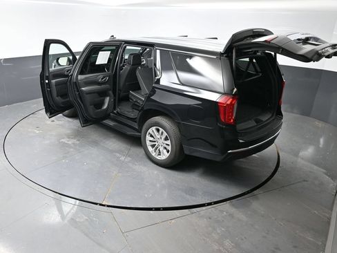 Used 2024 GMC Yukon SLT AWD/4WD image 46