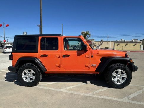 Used 2019 Jeep Wrangler Unlimited Sport S image 6