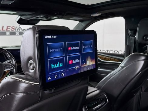 Used 2022 Cadillac Escalade ESV Sport Platinum w/ LPO, ONYX Package image 26