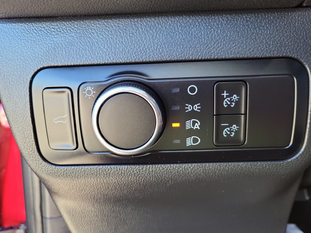 Used 2023 Ford Escape ST-Line w/ Tech Pack #1 FWD image 21