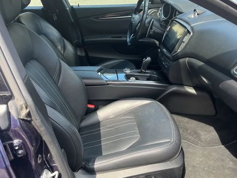 Used 2018 Maserati Ghibli S Q4 AWD/4WD image 9