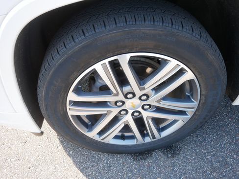 Used 2023 Chevrolet Traverse High Country w/ LPO, Floor Liner Package image 16