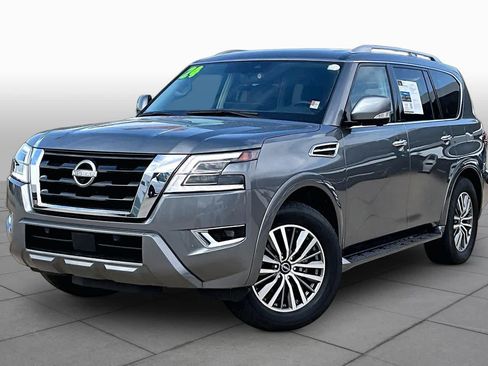 Used 2024 Nissan Armada SL AWD/4WD image 2