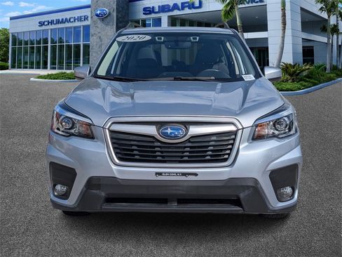 Used 2020 Subaru Forester Premium image 2