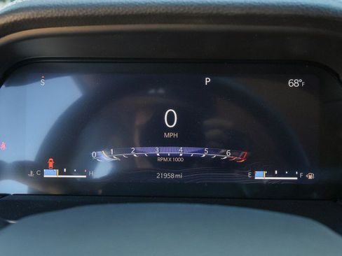 Used 2023 Jeep Grand Cherokee Limited w/ Black Appearance Package image 24