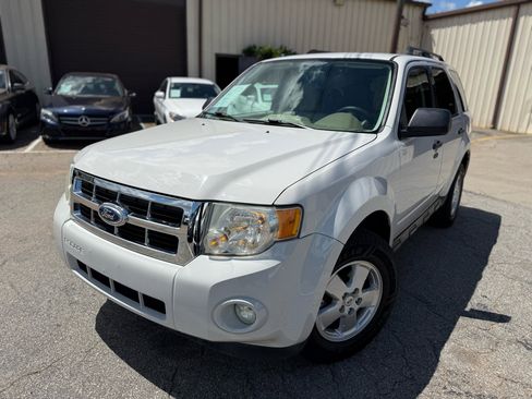 Used 2012 Ford Escape XLT image 1