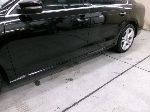 Used 2014 Volkswagen Passat 2.5 SE image 4