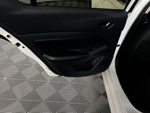 Used 2025 Nissan Altima 2.5 SV image 26