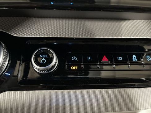 New 2026 Ford Expedition Active AWD/4WD image 33