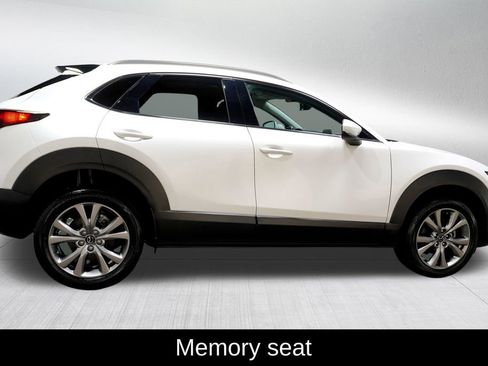 Used 2022 MAZDA CX-30 AWD 2.5 S w/ Premium Package image 3