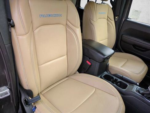 Certified 2023 Jeep Wrangler Unlimited Rubicon 4xe image 18