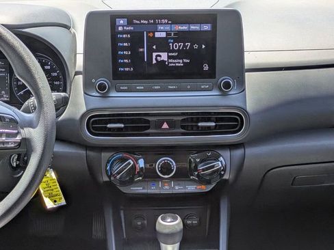 Used 2023 Hyundai Kona SE w/ Cargo Package AWD/4WD image 19