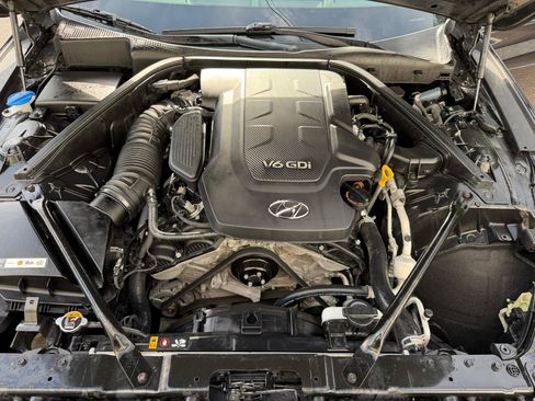 Used 2015 Hyundai Genesis 3.8 w/ Option Group 04 RWD image 20