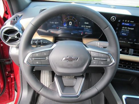 New 2026 Chevrolet Equinox ACTIV image 17